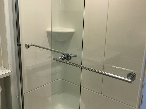5th image of 219 S Union St APT 1