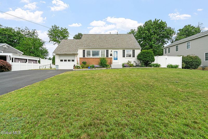 2nd image of 27 Terry Avenue