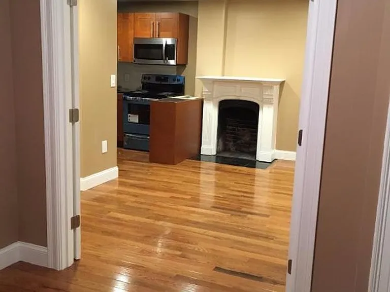 12A Bay State Rd #F — Photo 4