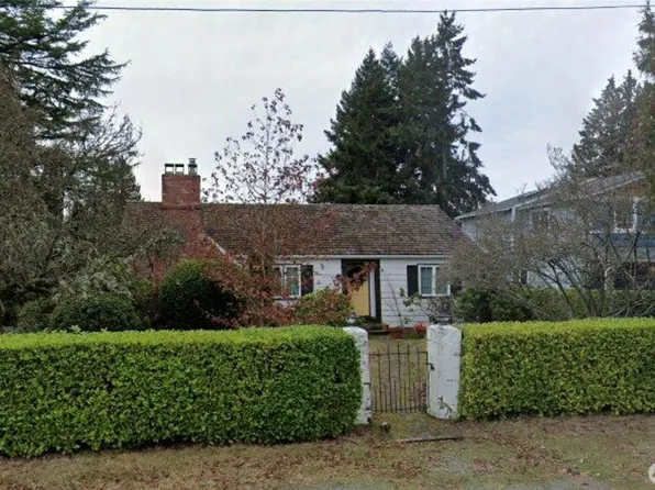 10239 40th Avenue SW, Seattle, WA 98146
