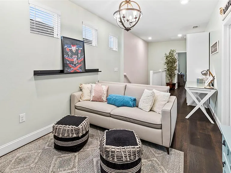 2872 Grand Kemerton Pl — Photo 32