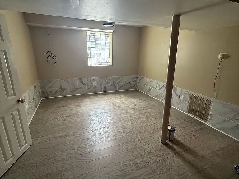 1656 S Karlov Ave — Photo 11