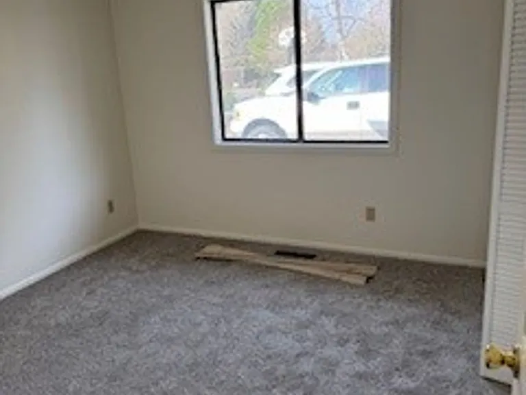 5150 Khyber Ave SE — Photo 15