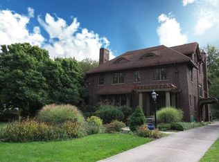 12981 Lake Ave, Lakewood, OH 44107