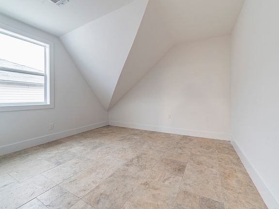 2nd image of 15 Girard Ave Floor 3