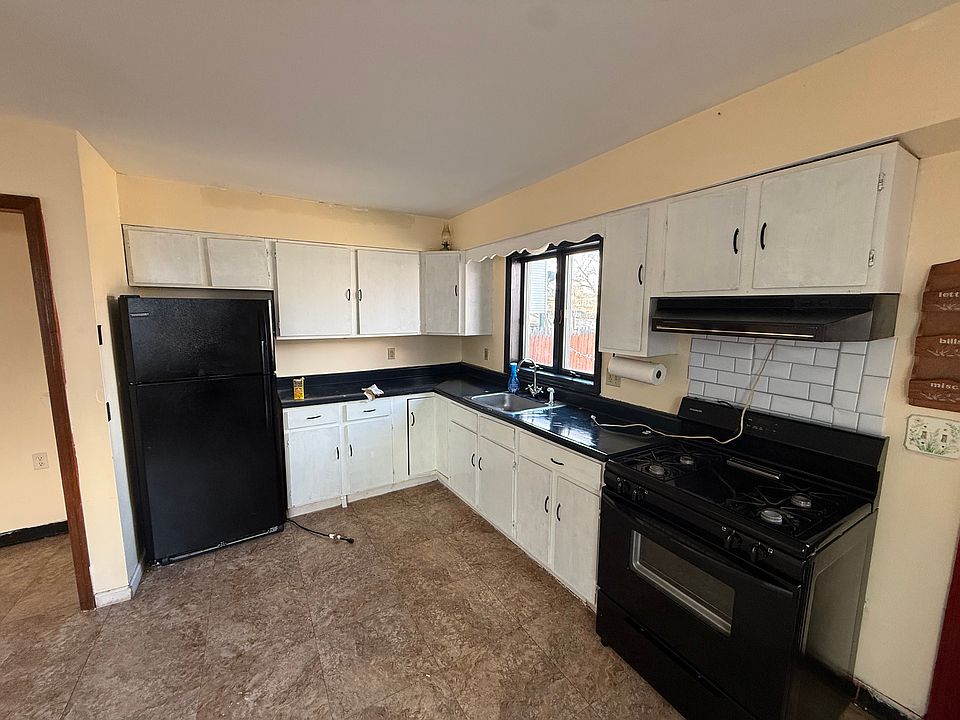 1st image of 317 State St #1
