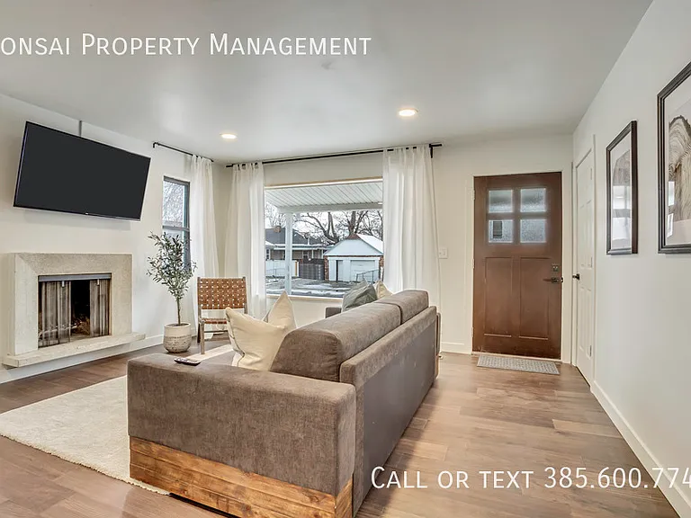 7705 S Lincoln St #1 — Photo 4
