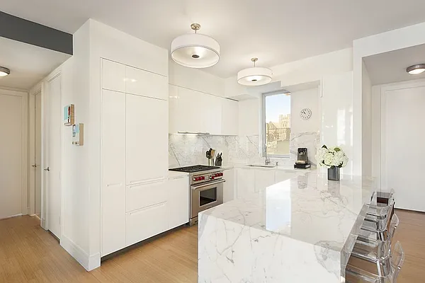Sold by Compass | media 5