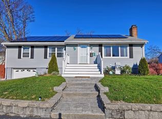 31 Plymouth St, Saugus, MA 01906