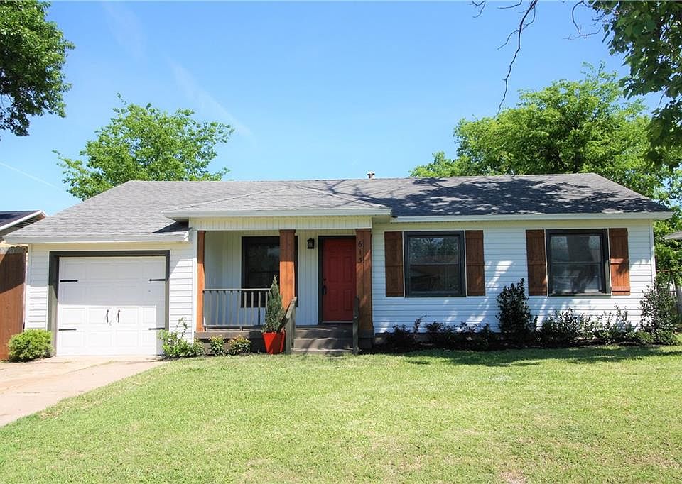 1st image of 613 McLemore Dr