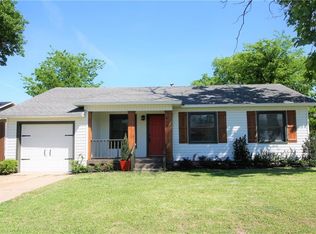 613 McLemore Dr, Garland, TX 75040