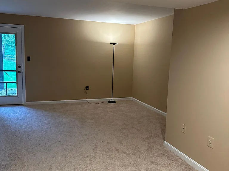 9820 Sherwood Farm Rd — Photo 25