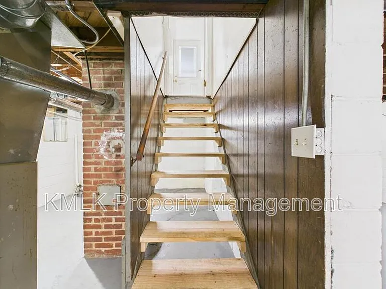 636 Lurie Ave — Photo 30