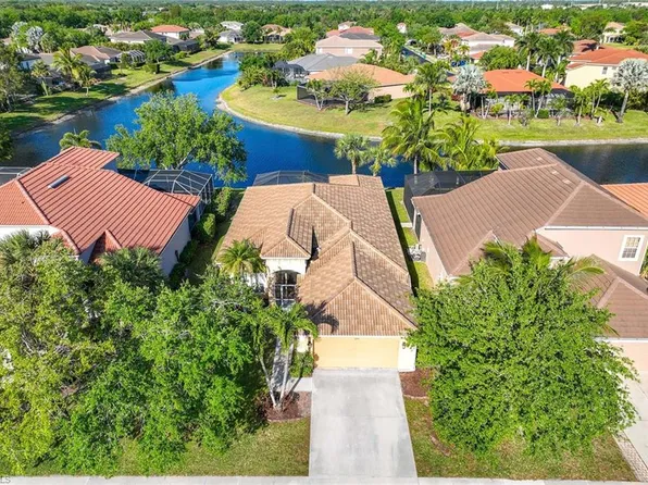 8355 Laurel Lakes BLVD, NAPLES, FL 34119