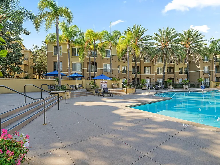 Allure at Scripps Ranch — Photo 30