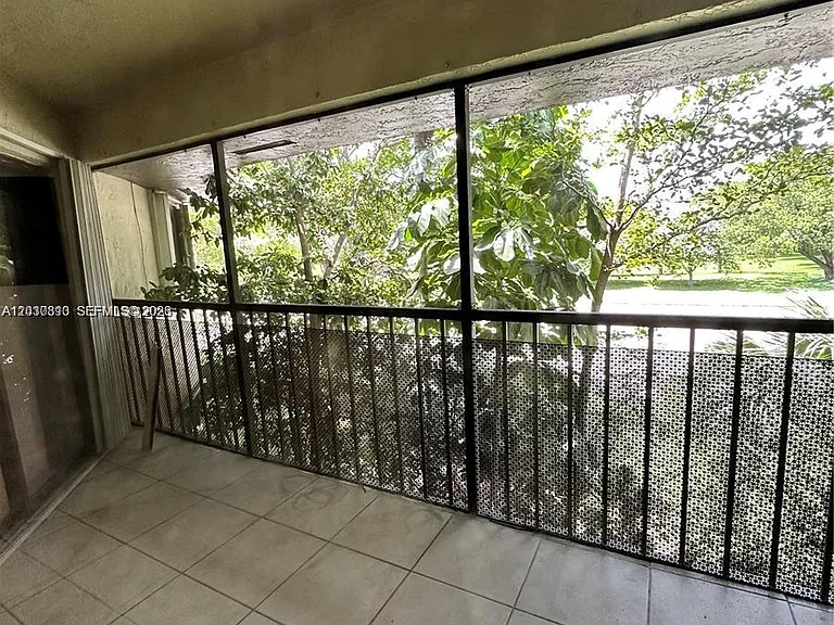 9607 SW 138th Ave #TC2R — Photo 24