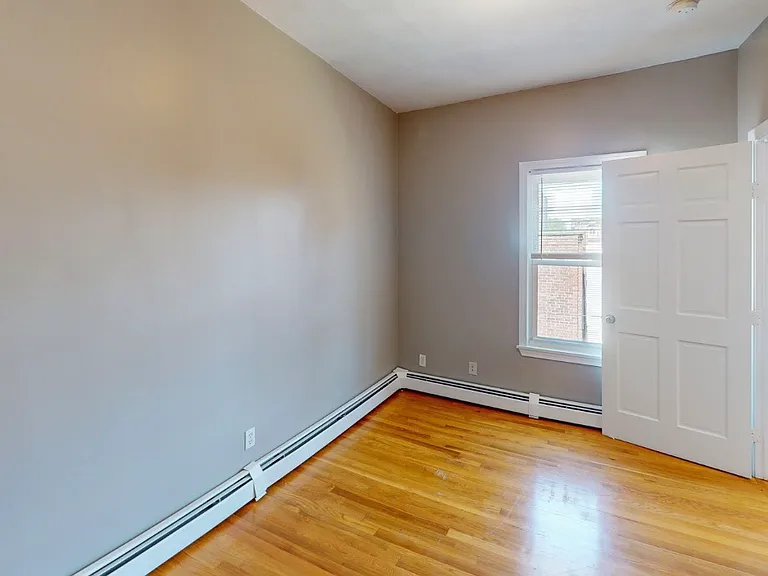 291 Silver St #3 — Photo 9