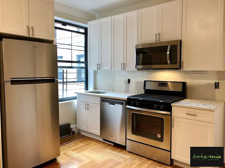 825 W 187th St #6K — Photo 3