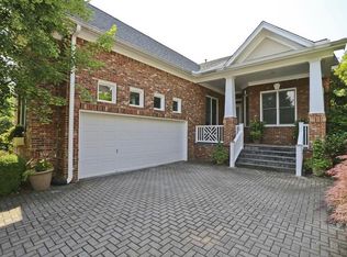 1071 Arbor Trce, Atlanta, GA 30319