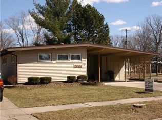 2906 Leon Ave, Lansing, MI 48906