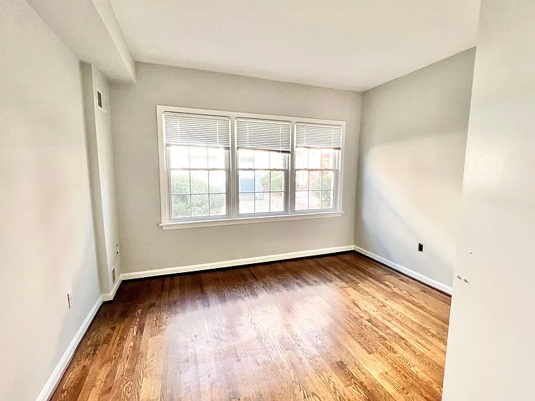 4436 Macarthur Blvd NW #3A — Photo 16
