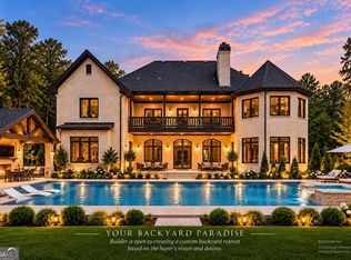 10745 Shallowford Rd, Roswell, GA 30075