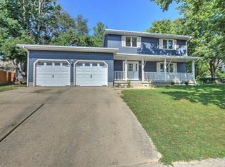 1241 W Scotch Pine Ct, Decatur, IL 62526