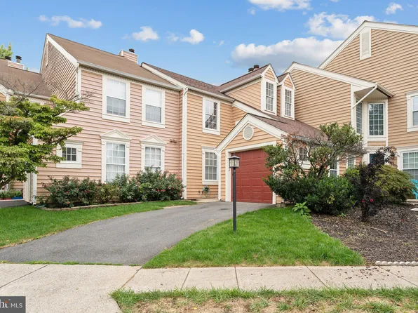 21106 Crocus Ter, Ashburn, VA 20147