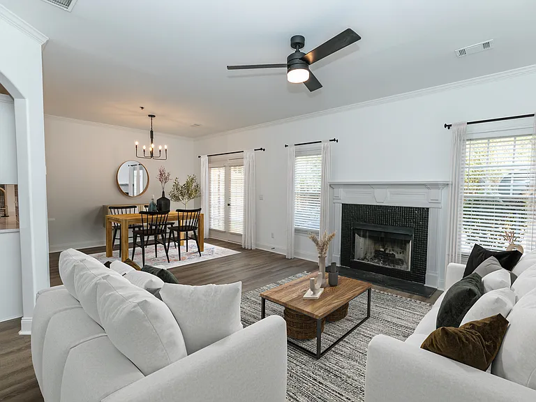 150 The Preserve Dr #1G — Photo 3