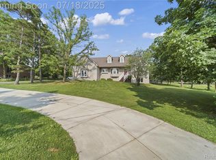 54030 Dequindre Rd, Shelby Township, MI 48316