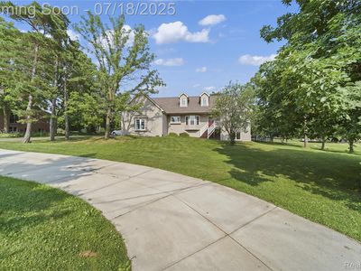 54030 Dequindre Rd, Shelby Township, MI, 48316