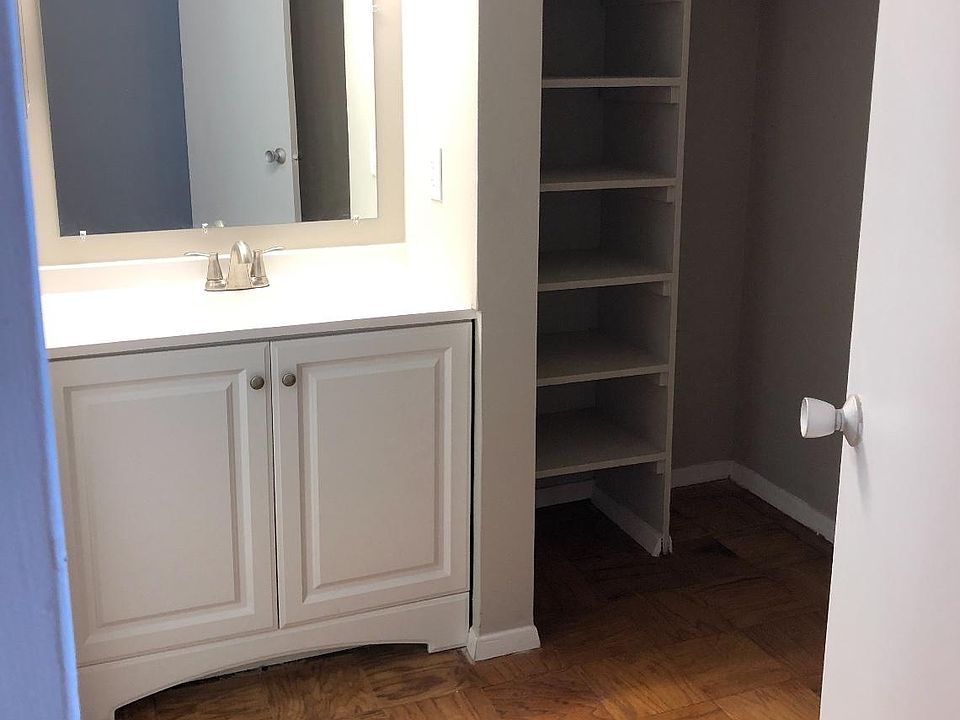 2nd image of 1545 18th St NW Unit 802