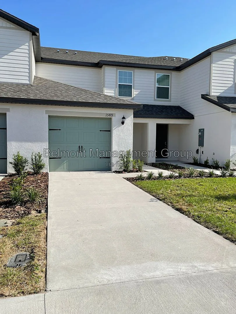 2 bed, 2.5 bath, 1574 sqft, $1,695 — Photo 3