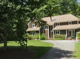 43 Coventry Rd, Atkinson, NH 03811