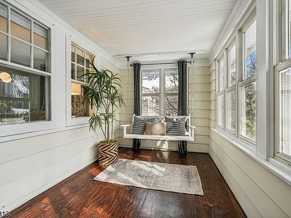 5th image of 31 Nassau Rd