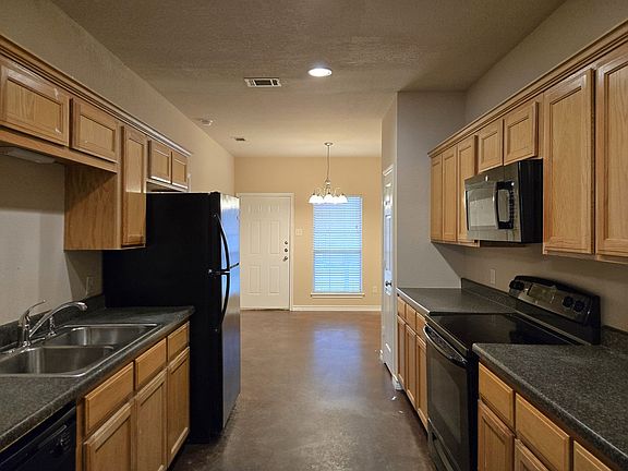 5th image of 112 Bentwood Dr