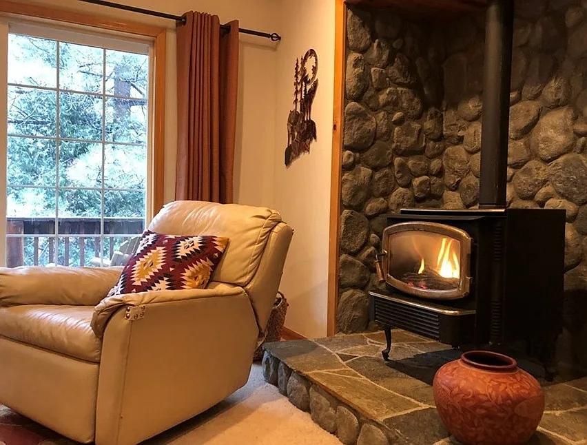 3 bed, 2.5 bath, 1952 sqft, $5,500 — Photo 4