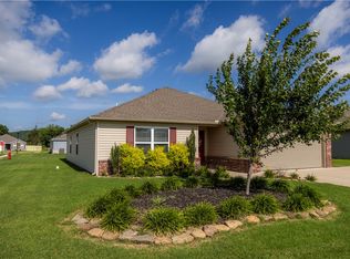 995 Jennifer Ann Ln, Elkins, AR 72727