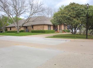 6809 Hunters Ridge Dr, Dallas, TX 75248