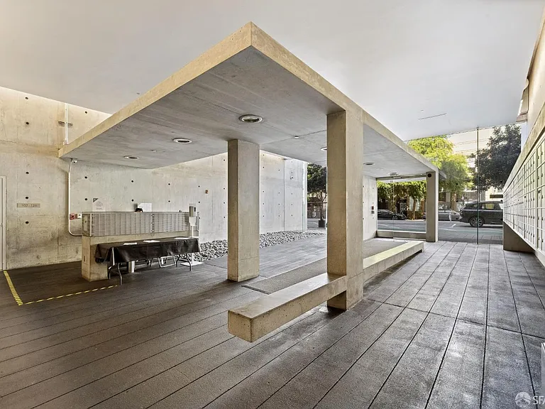 855 Folsom St #L-112 — Photo 37