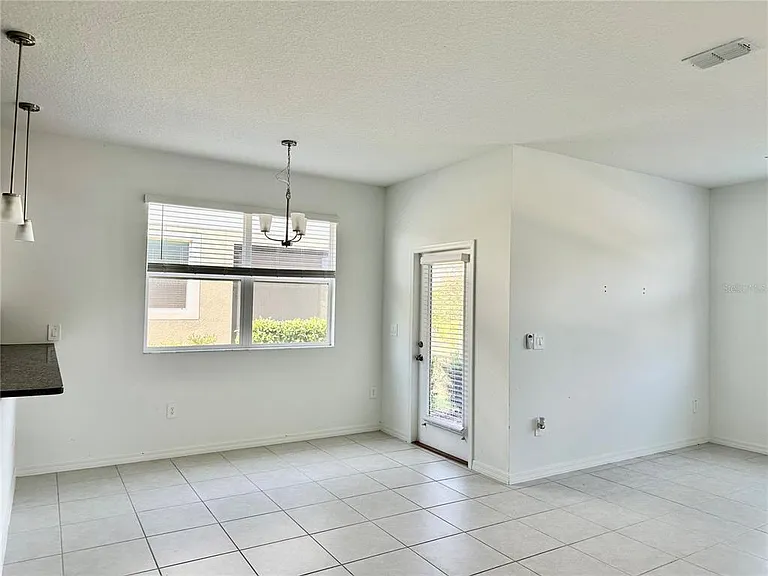 10981 Wishing Cloud Rd — Photo 9
