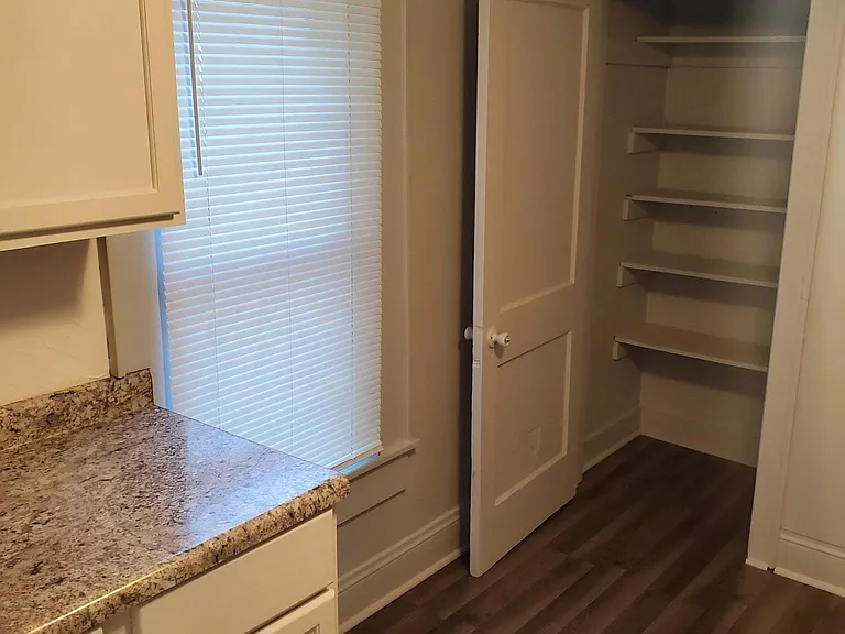 1826 Ford Ave #1 — Photo 12