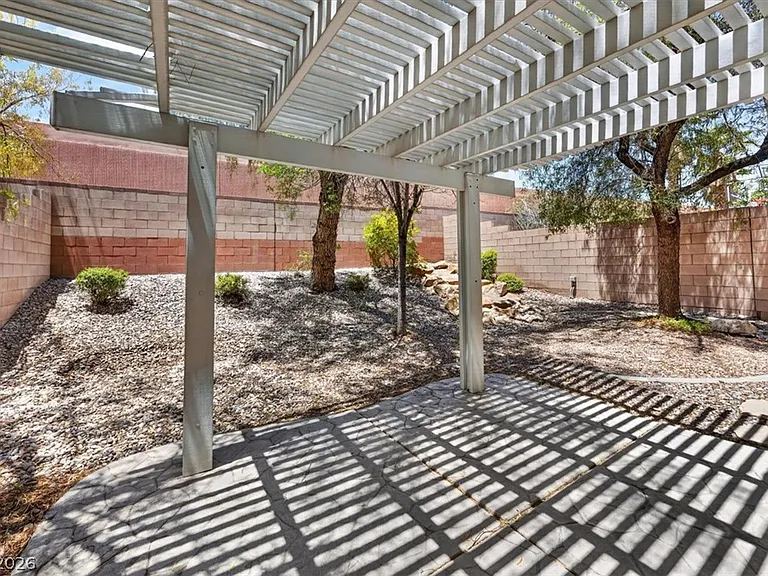 561 Aspen Leaf St — Photo 45