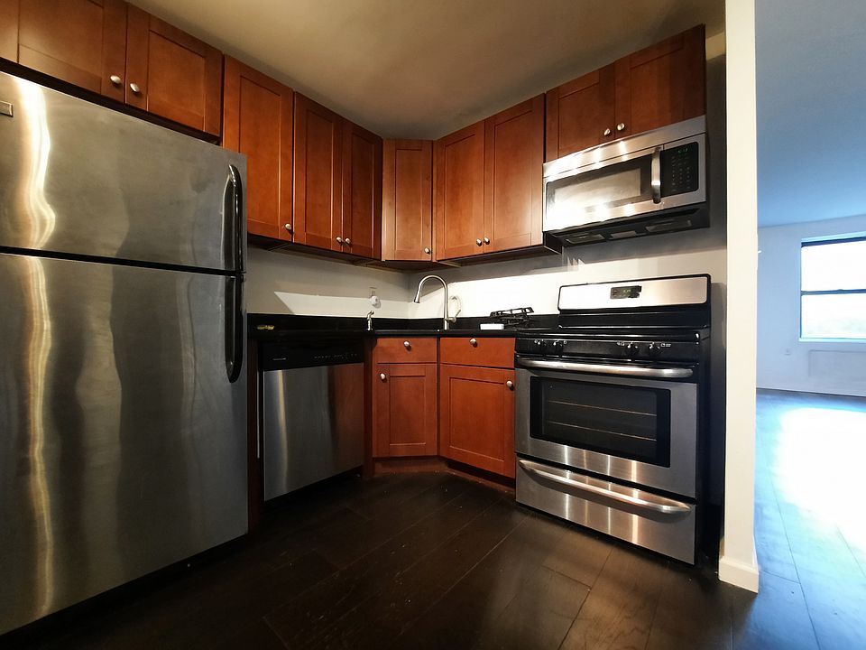 1st image of 829 Greenwood Ave #A5
