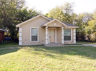 2237 Varsity Dr, Grand Prairie, TX 75051