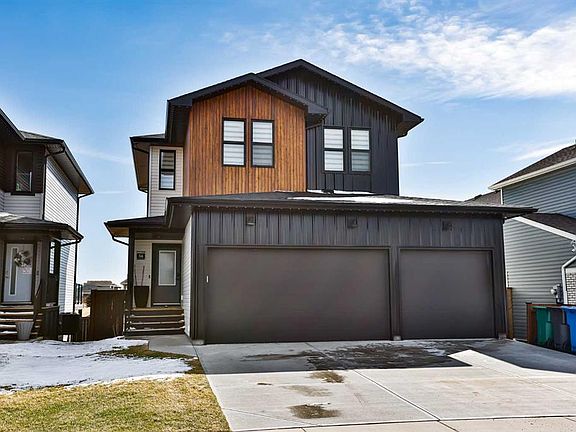 2nd image of 56 Greywolf Rd N