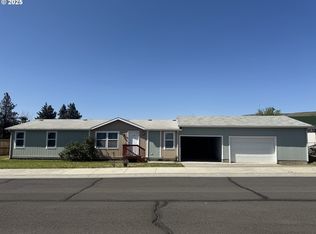 906 Toll Rd, Dufur, OR 97021