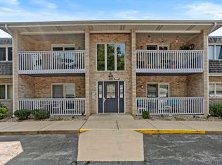 9324 Spring Creek Dr UNIT 5, Highland, IN 46322