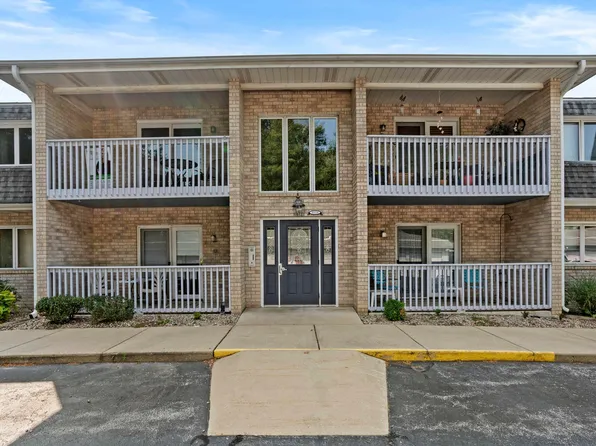 9324 Spring Creek Dr Unit 5, Highland, IN 46322