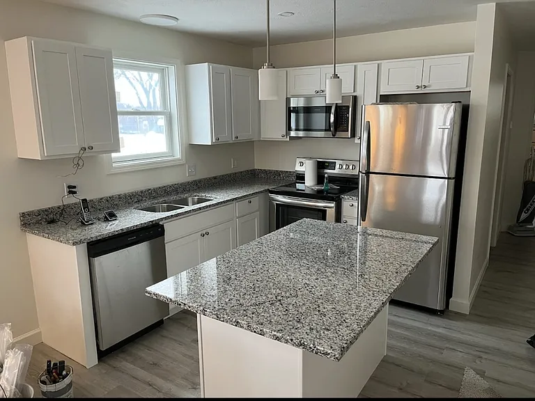 430 Ward Dr — Photo 1